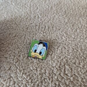 3/$25 ❤️ Donald Duck Disney Pin